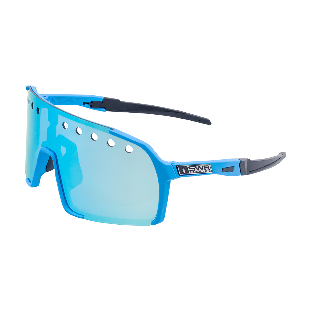 https://www.saltwateritaly.com/occhiale-polarizzato-strike-azzurro